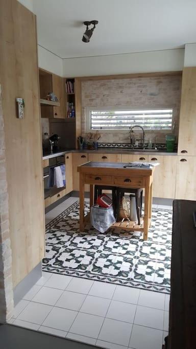 Appartement Dans Un Jardin Женева Экстерьер фото